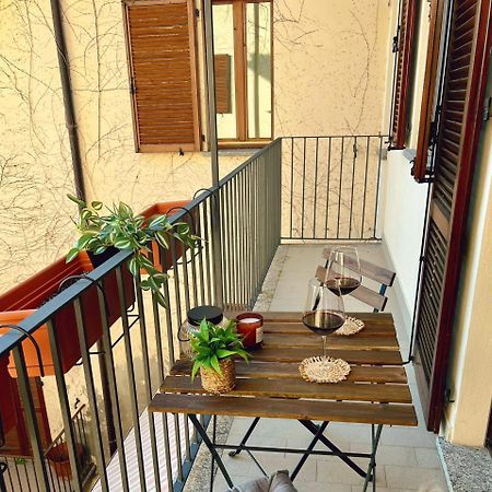 Calosso Wine View Escape Екстер'єр фото