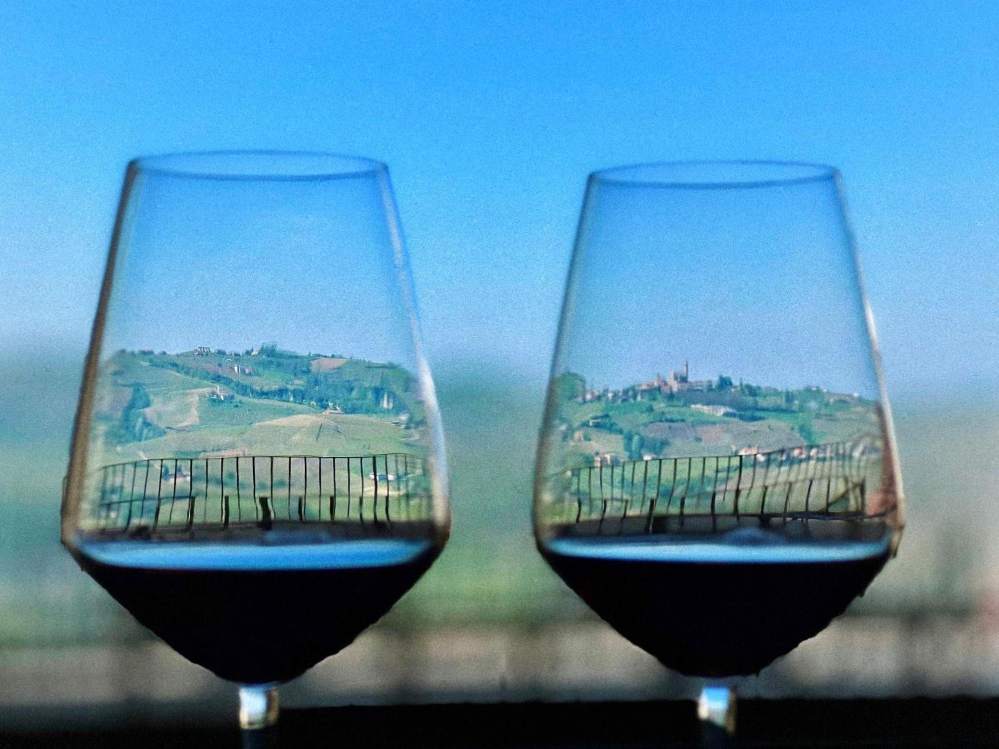 Calosso Wine View Escape Екстер'єр фото